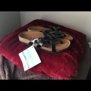 Black Patent Betula Sandals “Vinja”